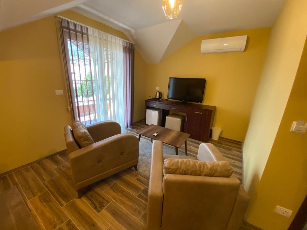 Hotel Kolonja'S Debar Extérieur photo