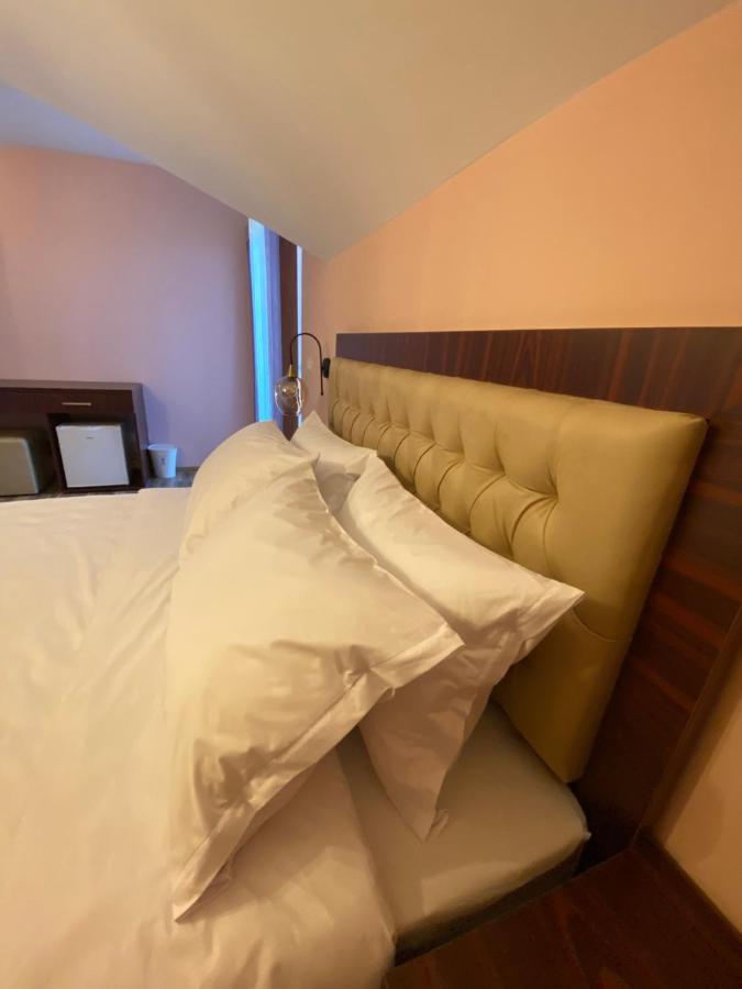 Hotel Kolonja'S Debar Extérieur photo