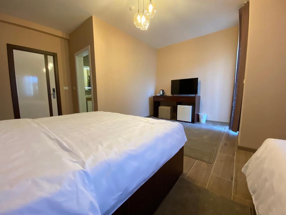 Hotel Kolonja'S Debar Extérieur photo